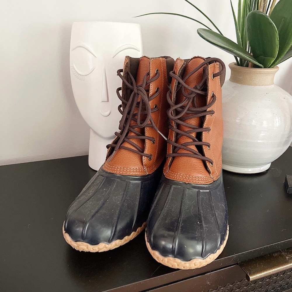 Vintage Tan and Navy Men's Boots - Picture 3 of 6